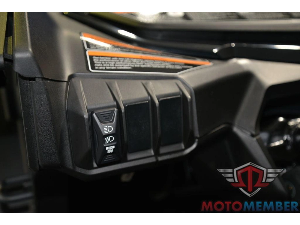 2025 Can-am Maverick R Max X Legion Red alt