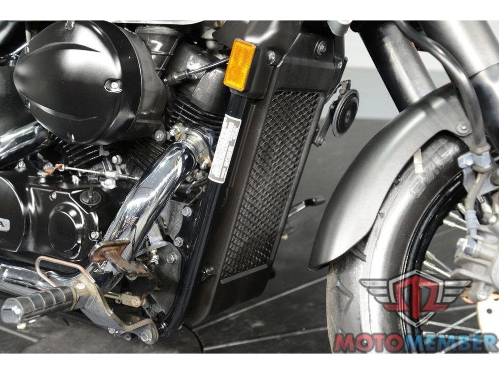 2022 Honda Shadow Phantom alt