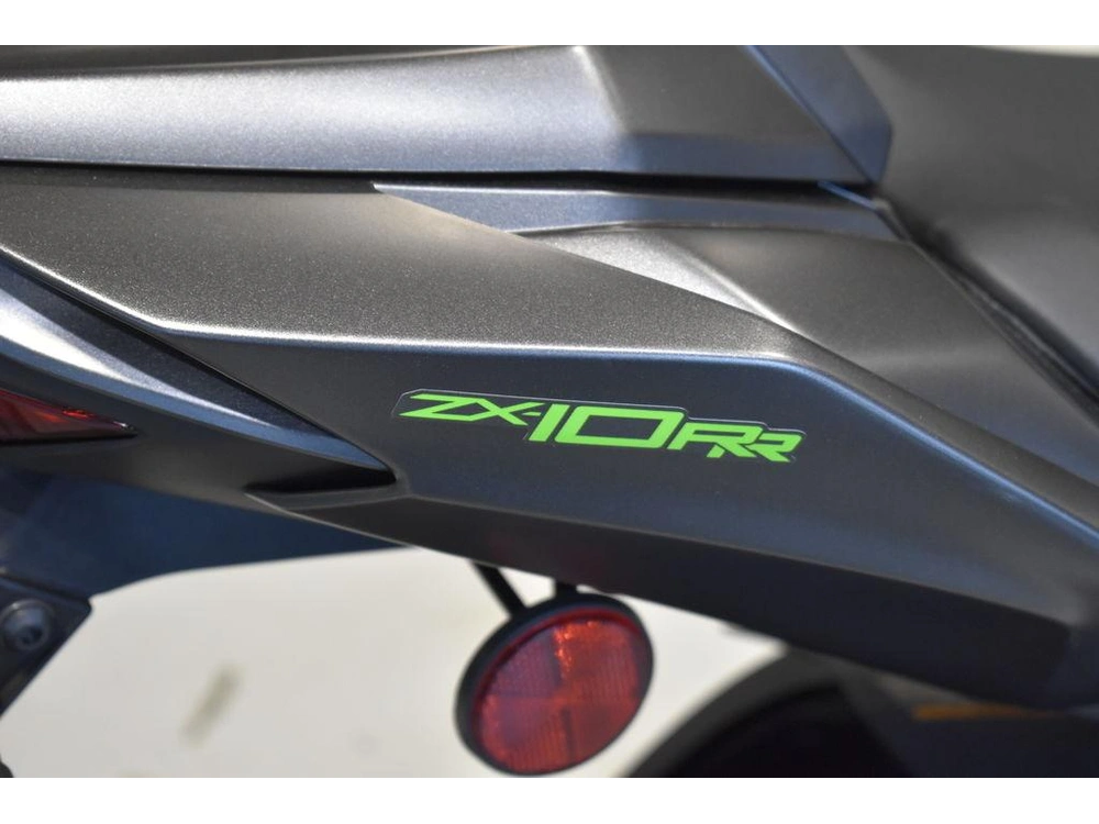 2025 Kawasaki Ninja® Zx™-10rr Abs alt