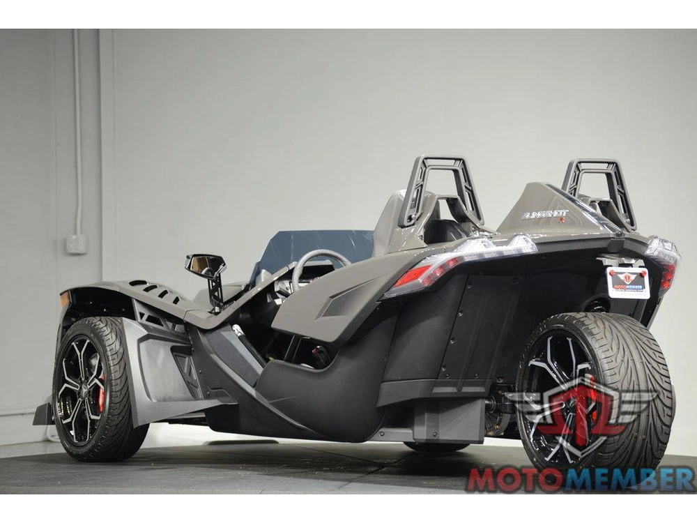 2025 Slingshot Slingshot® R alt