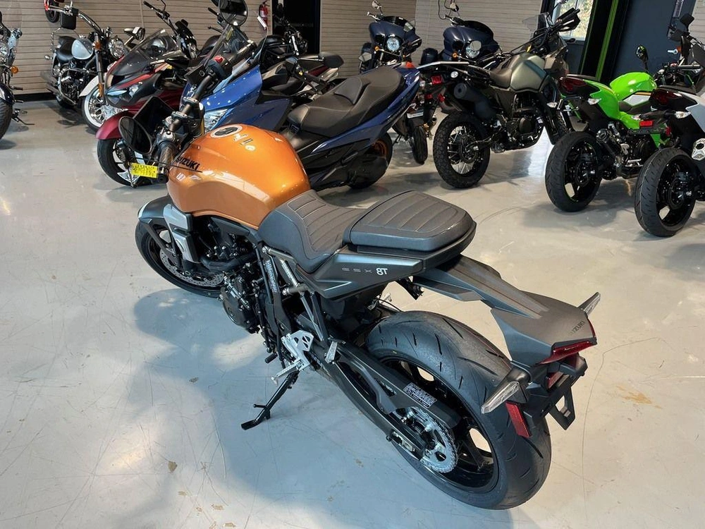 2026 Suzuki Gsx-8t alt