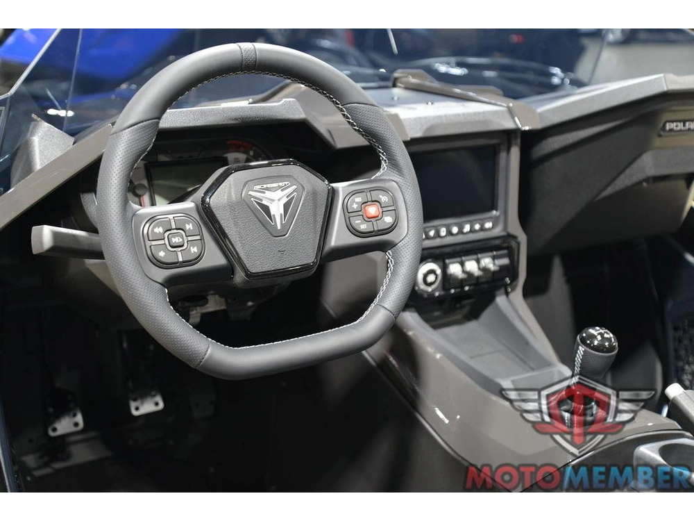 2025 Slingshot Slingshot® R alt