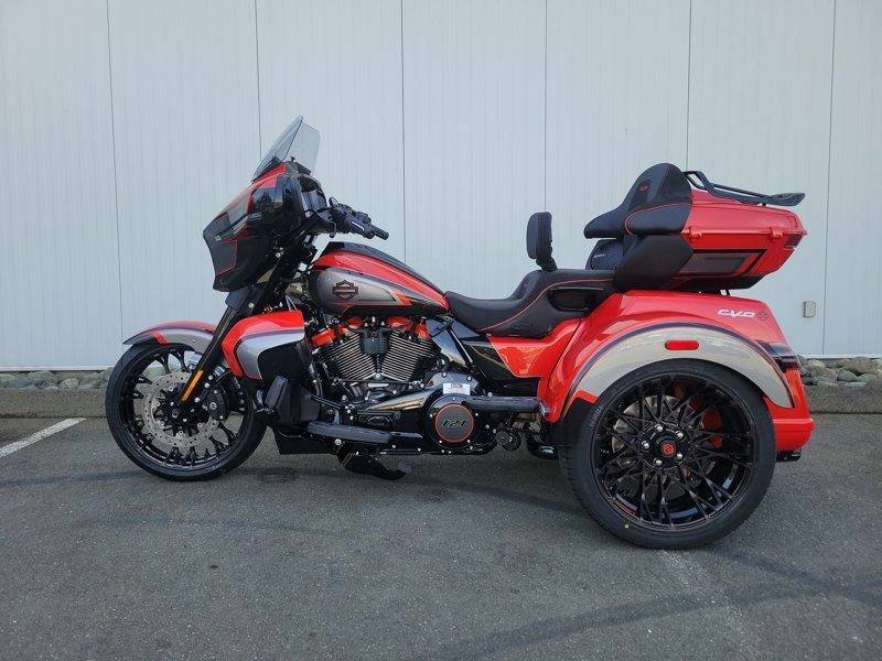 2026 Harley-davidson Flhltse - Cvo™ Street Glide® 3 Limited alt