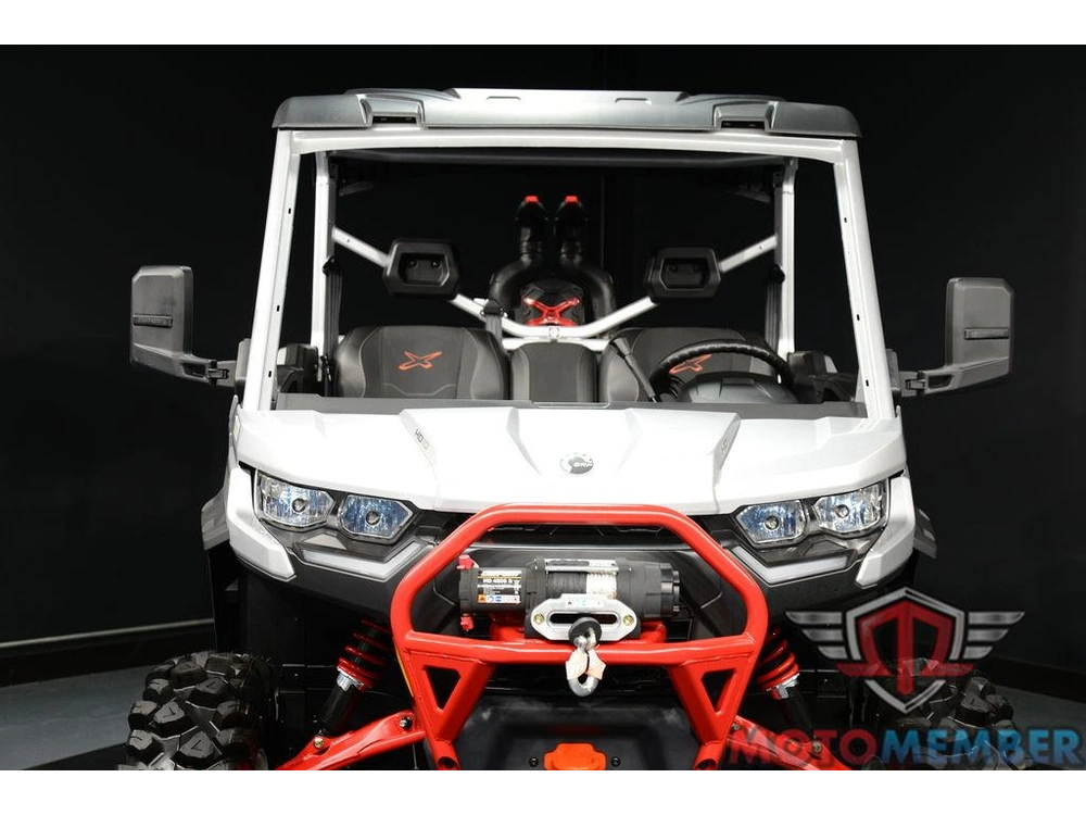 2025 Can-am Defender X Mr With Half-doors Hd10 Hyper Silver & Legion Red alt