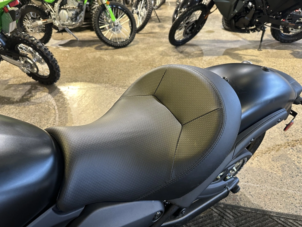 2026 Kawasaki Vulcan S alt