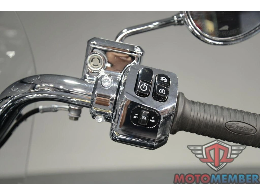 2022 Indian Motorcycle Springfield® Black Metallic/dirt Track Tan alt