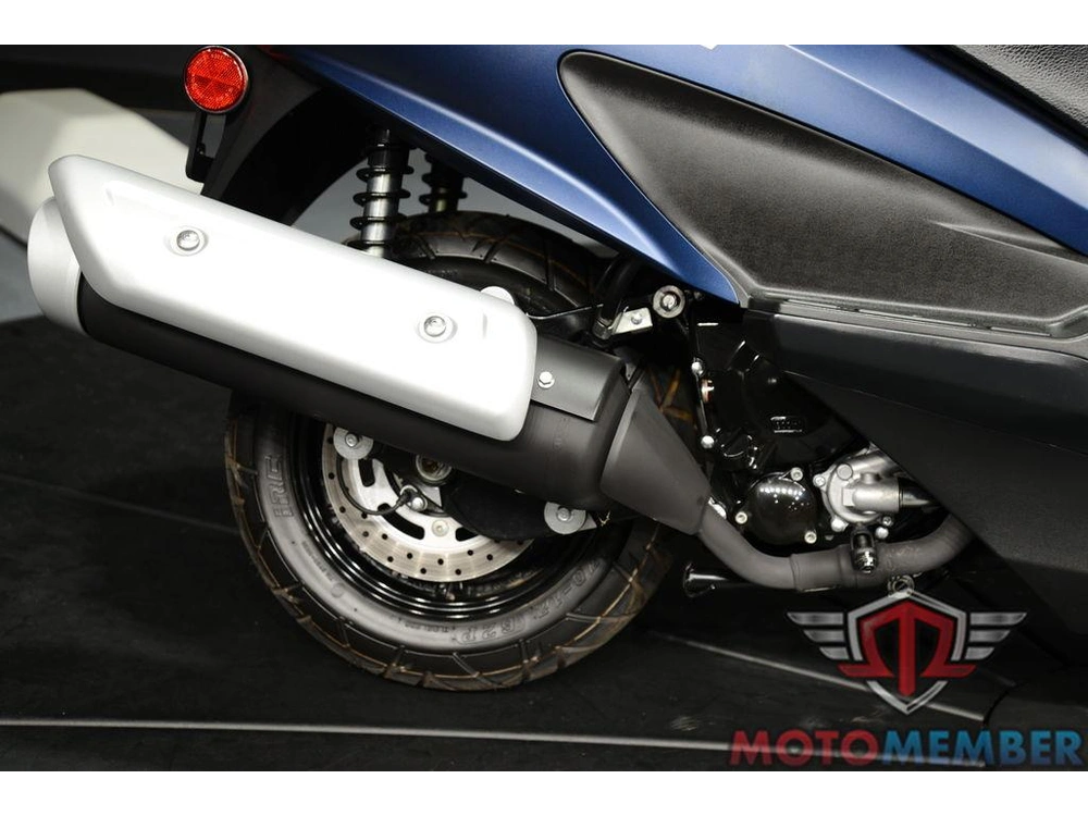 2022 Suzuki Burgman 200 alt