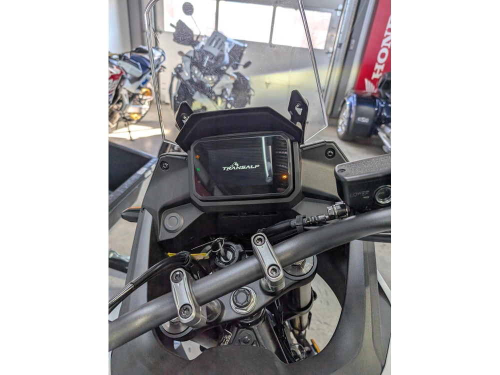 Honda Transalp Xl750s 2025 alt