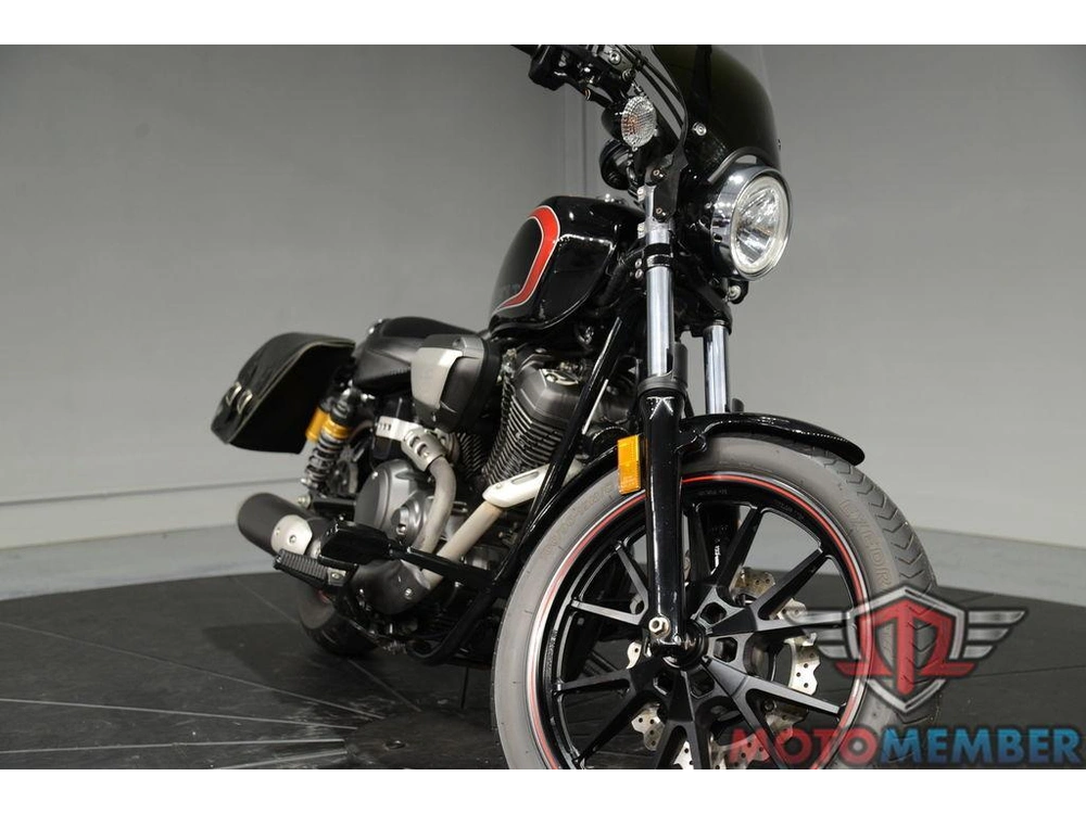 2015 Yamaha Bolt™ R-spec alt