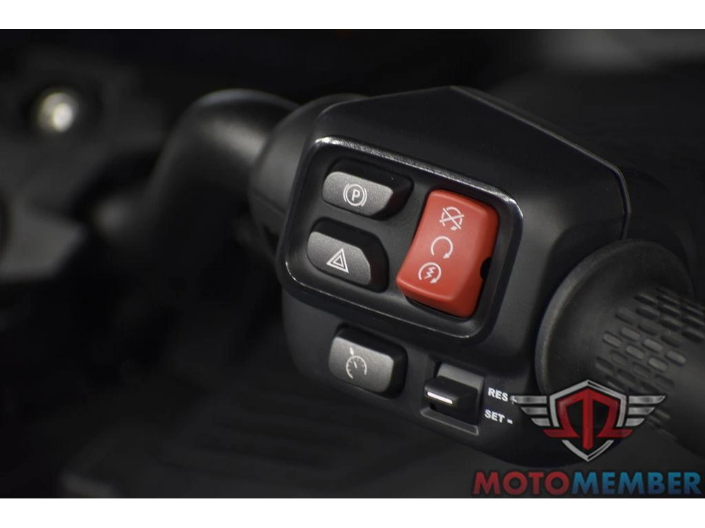 2025 Can-am Spyder Rt Limited Dark Wheels alt