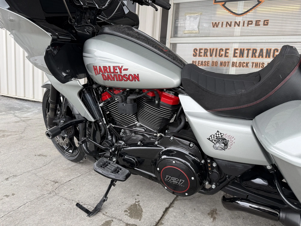 2025 Harley-davidson Cvo Road Glide St alt