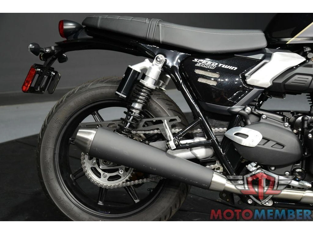 2025 Triumph Speed Twin 900 Phantom Black/aurum Gold alt