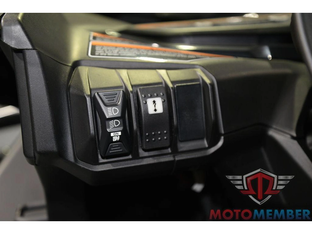 2025 Can-am Maverick R Max X Rs With Smart-shox alt