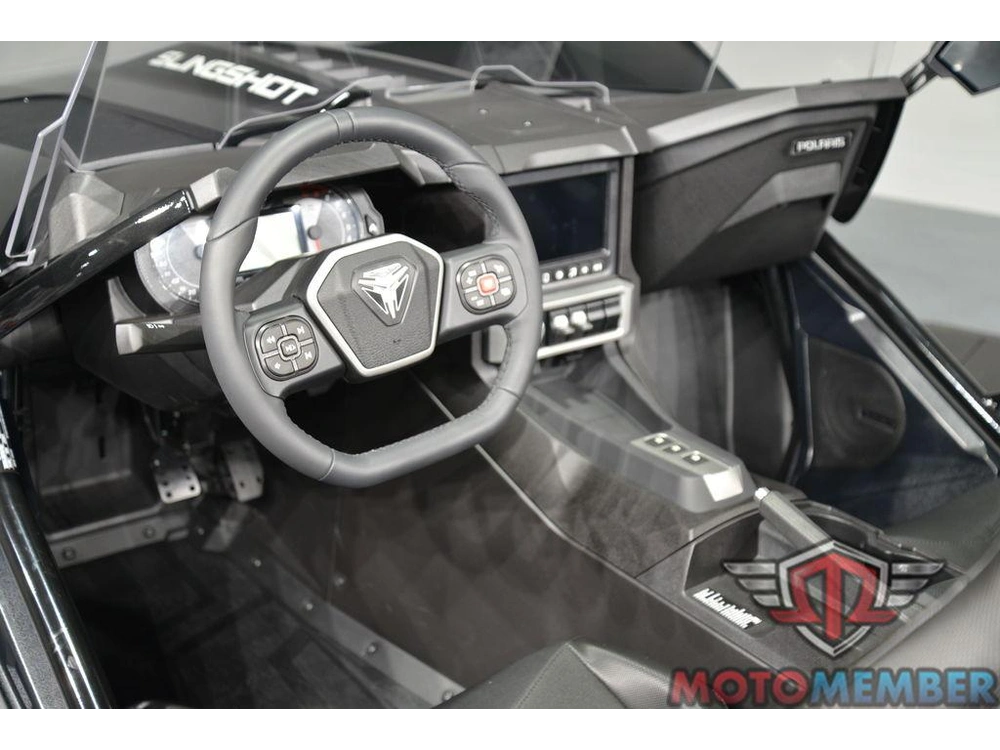 2025 Slingshot Slingshot® Sl Autodrive Jet Black alt