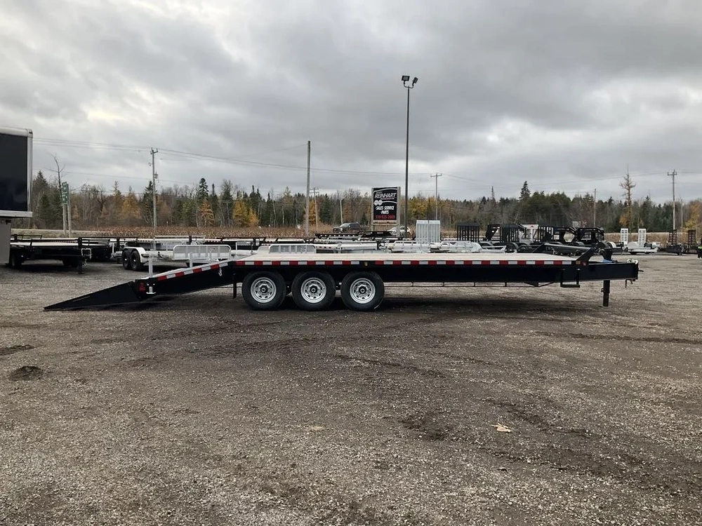 2026 Canada Trailers 8.5x25 10.5 Ton Deckover Equipment Trailer alt