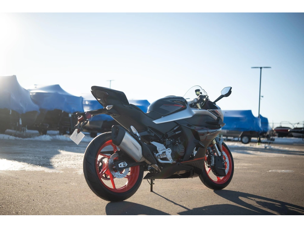 2026 Cfmoto 450ss alt