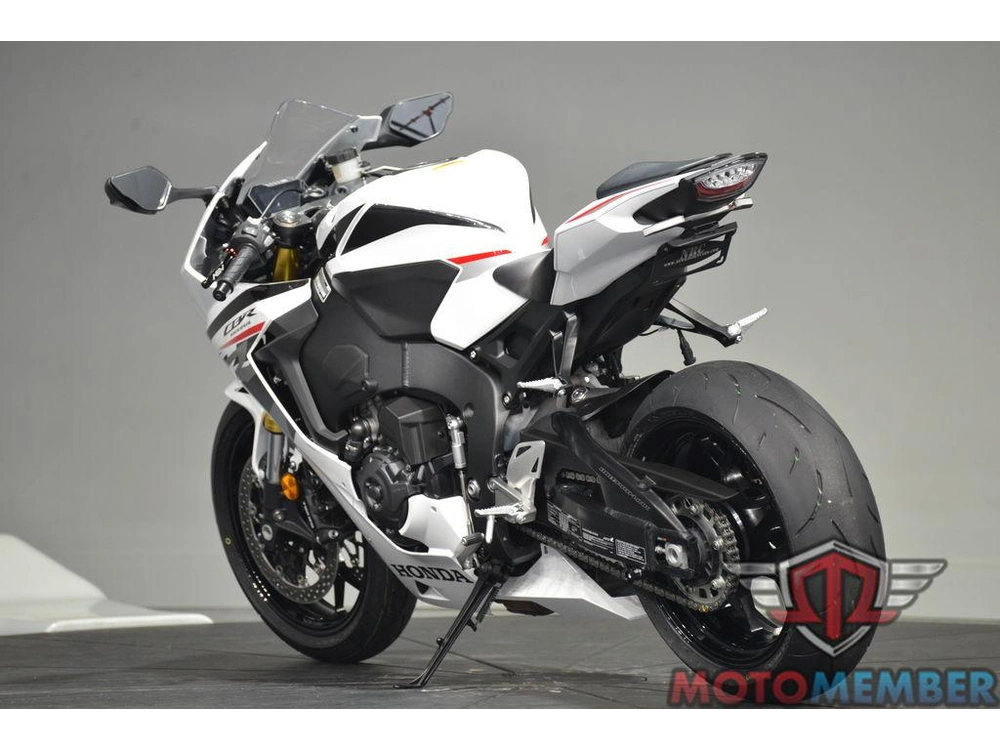 2026 Honda Cbr1000rr alt