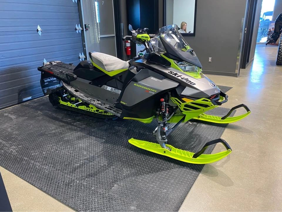 2023 Ski-doo Backcountry Xrs 850 alt