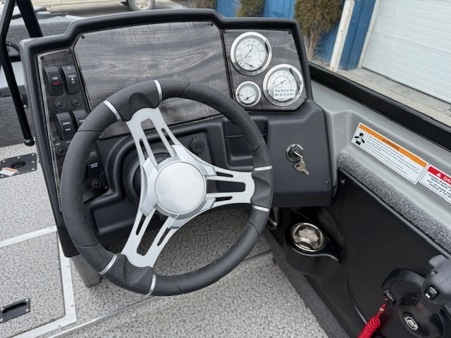 2025 Mirrocraft Holiday 1768 alt