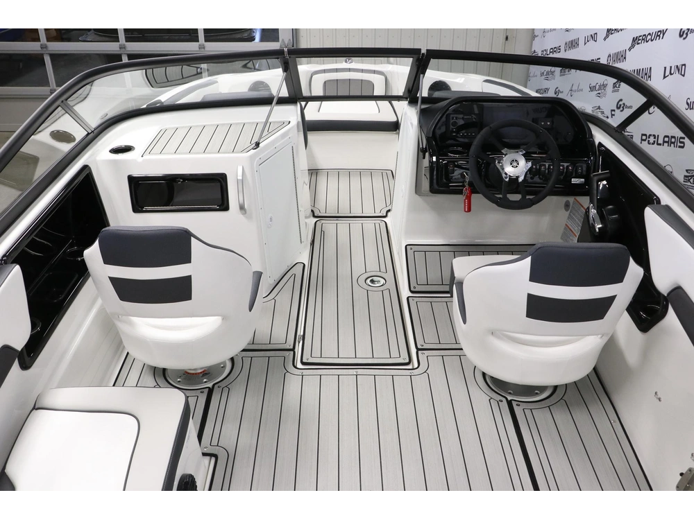 2026 Yamaha 195s alt