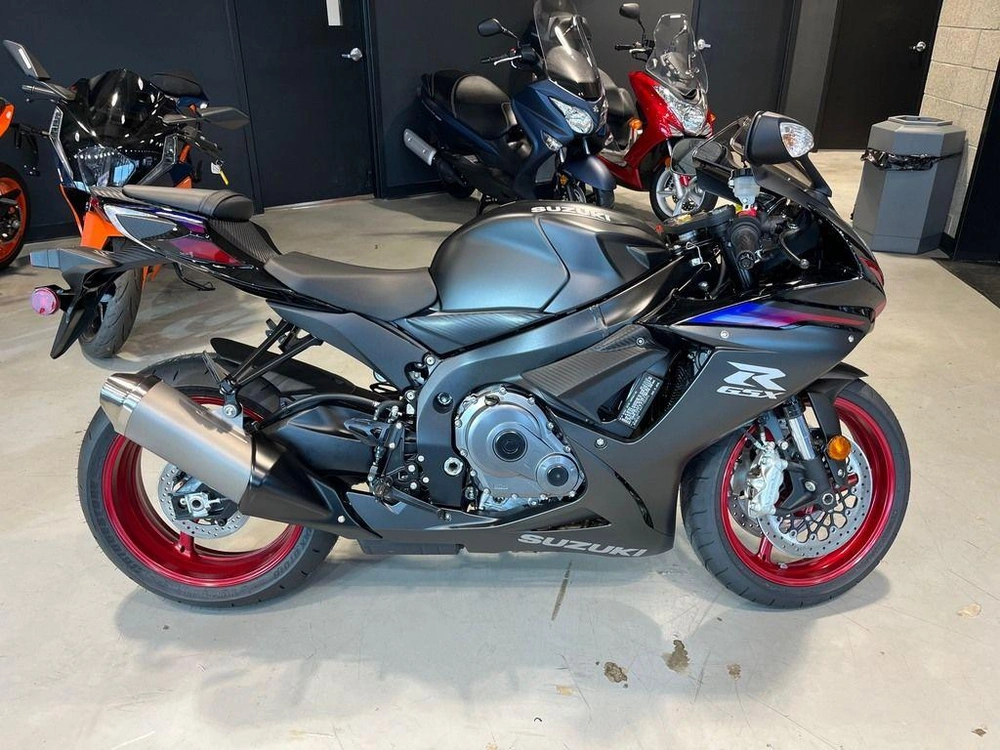 2026 Suzuki Gsx-r600 alt