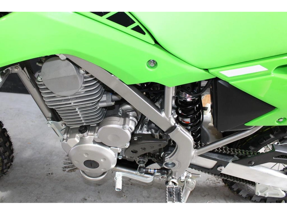 2025 Kawasaki Klx®140r alt