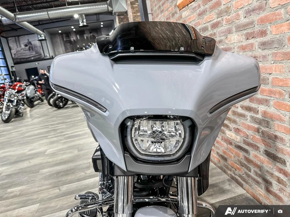 2026 Harley-davidson Street Glide alt