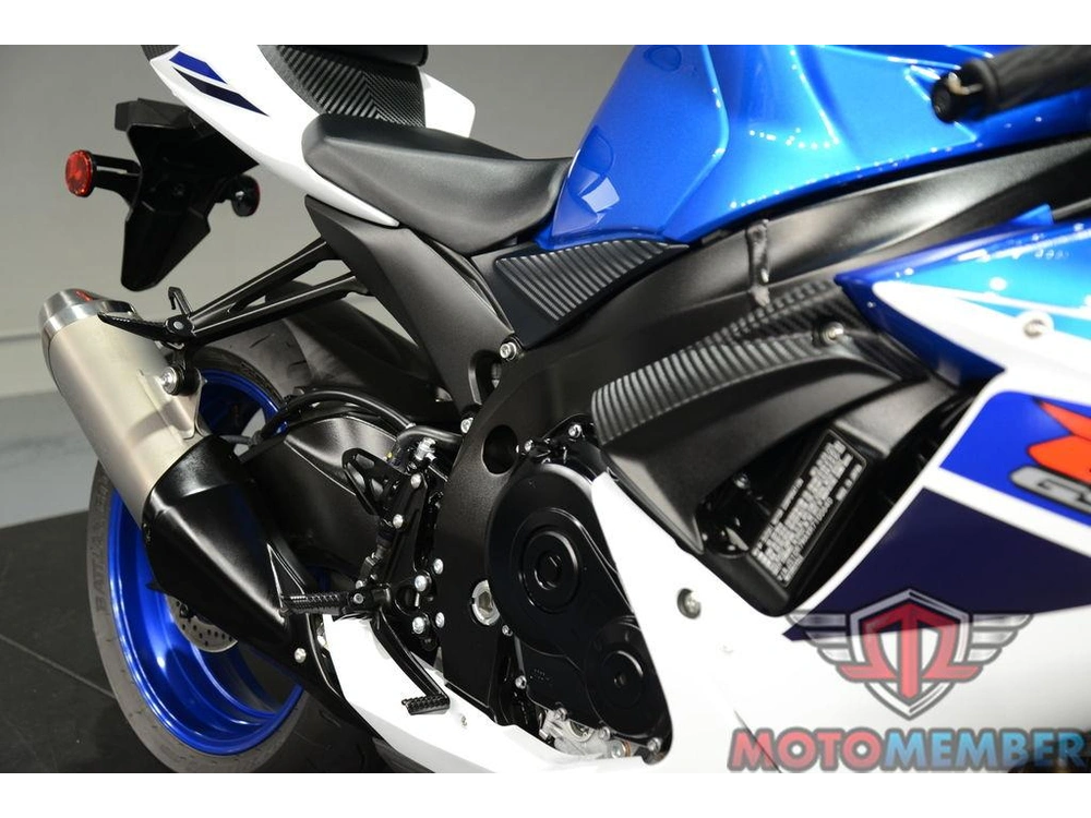 2024 Suzuki Gsx-r750z alt
