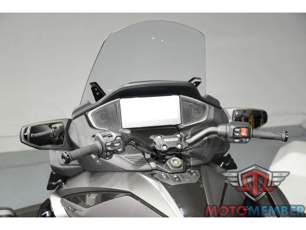 2026 Can-am Spyder Rt Limited Dark alt