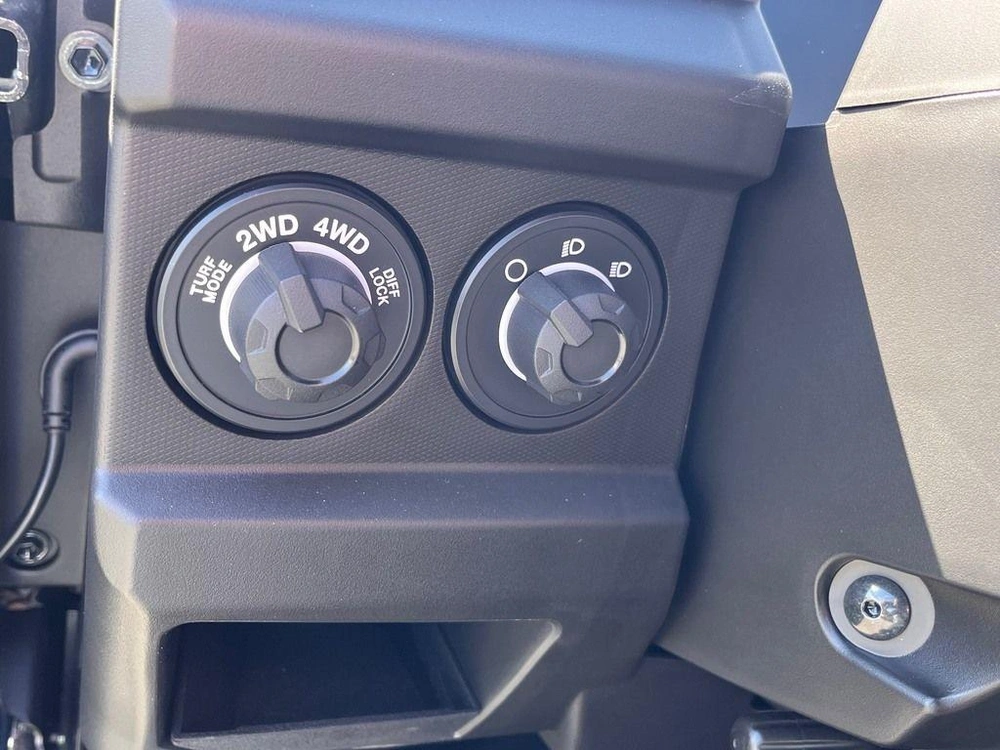 2026 Yamaha Wolverine Rmax2 1000 Limited alt