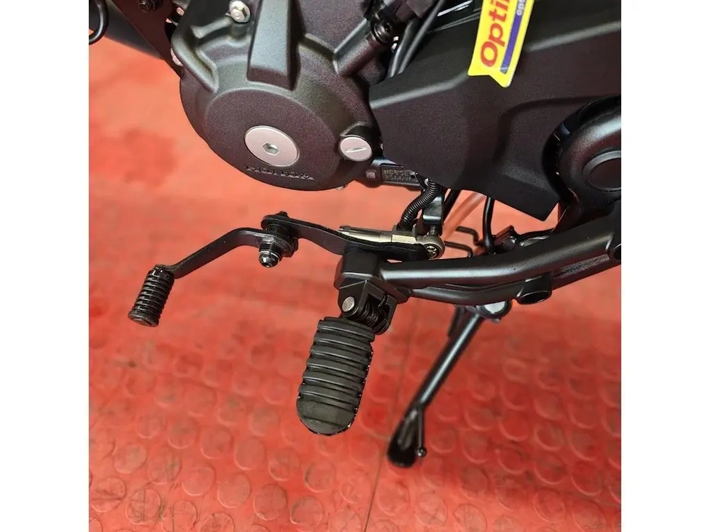 2026 Honda Rebel 300 E-clutch alt