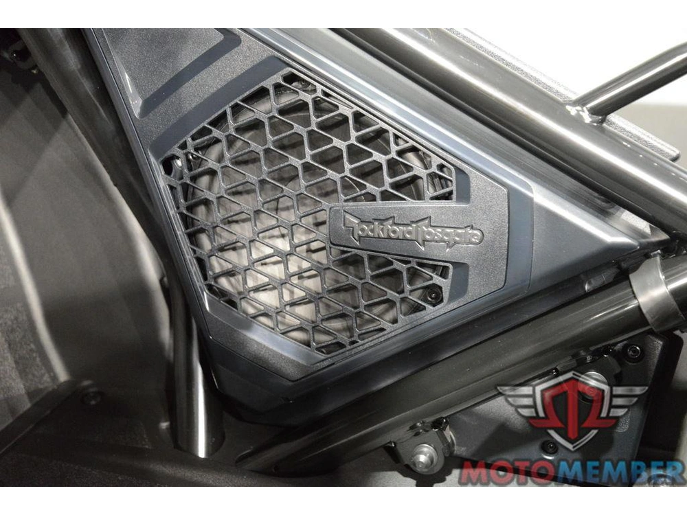 2025 Slingshot Slingshot® R alt