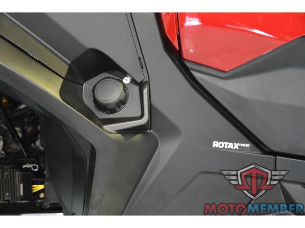 2025 Can-Am Commander MAX XT 1000R for Sale