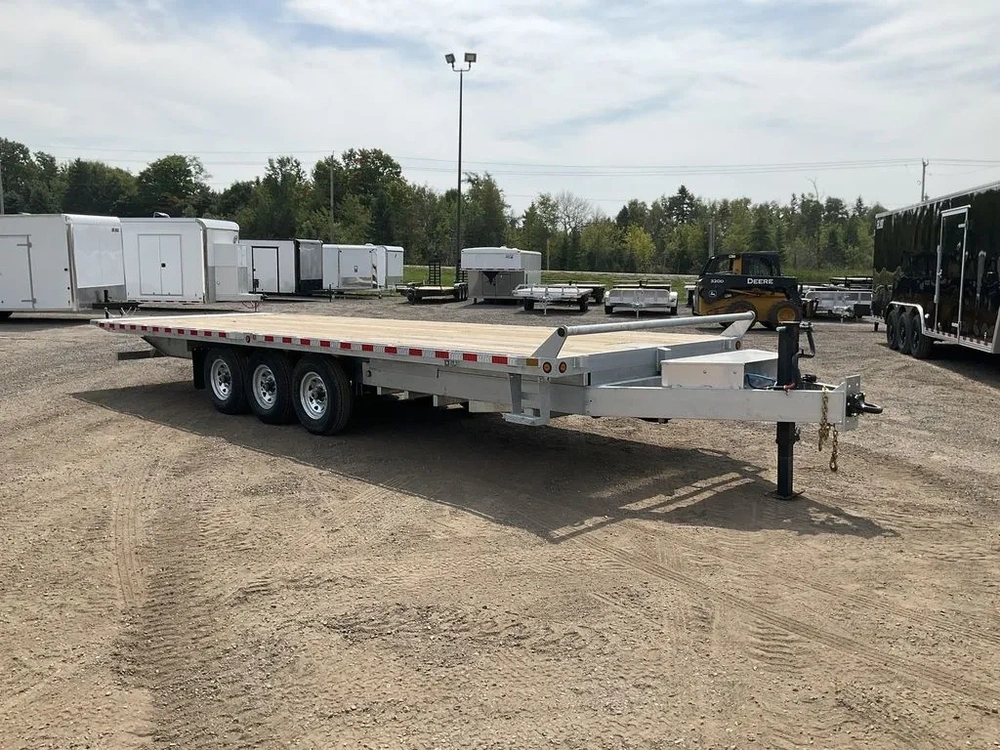 2026 Canada Trailers 8.5x26 10.5 Ton Galvanized Hydraulic Tilt Trailer alt