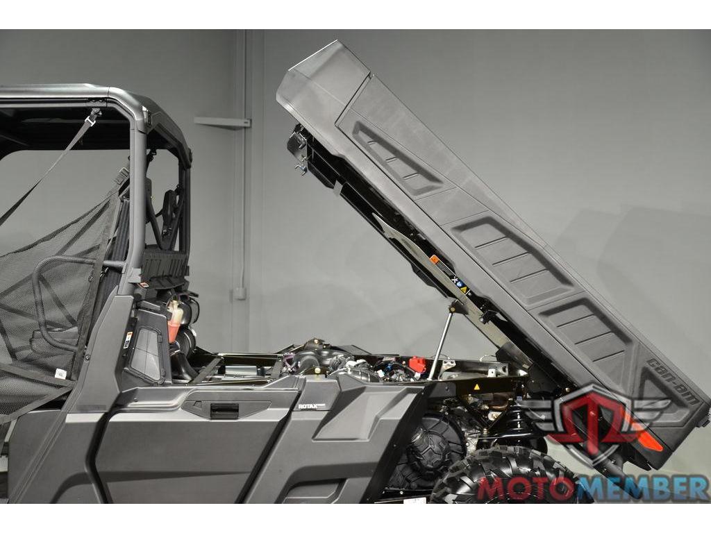 2026 Can-Am Defender PRO XT HD10 for Sale