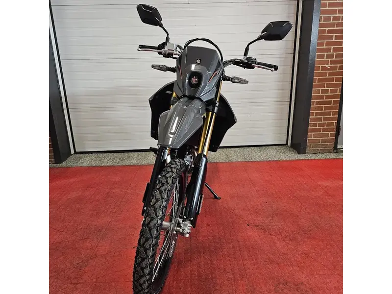 2026 Suzuki DR-Z 4SM thumbnail 2