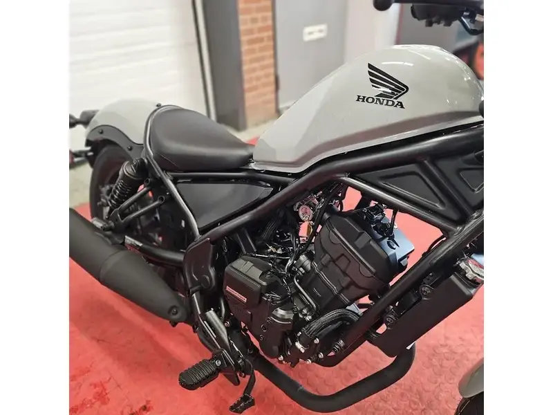 2026 Honda REBEL 300 E-CLUTCH thumbnail 7