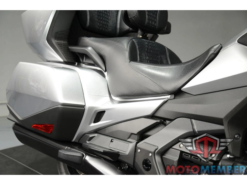 2025 Honda Gold Wing Tour Automatic Dct alt