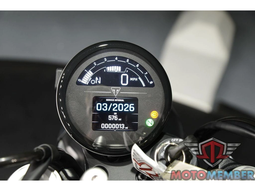 2025 Triumph Speed Twin 900 Phantom Black/aurum Gold alt