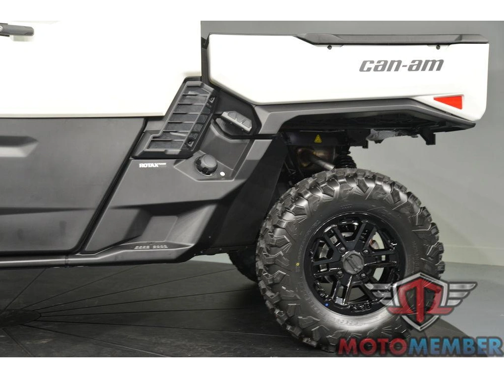2026 Can-am Defender Max Limited Hd11 Hybrid White alt