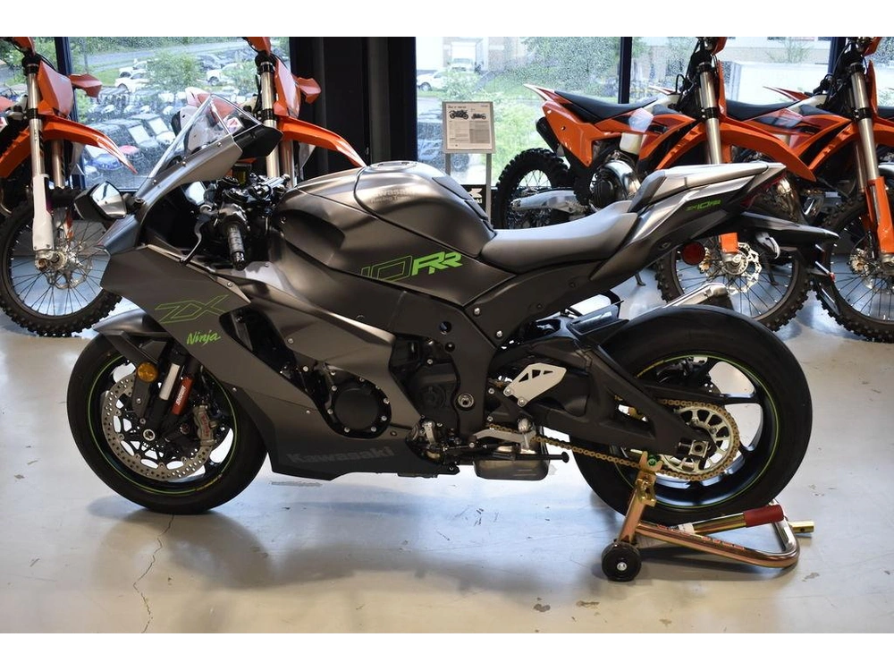 2025 Kawasaki Ninja® Zx™-10rr Abs alt