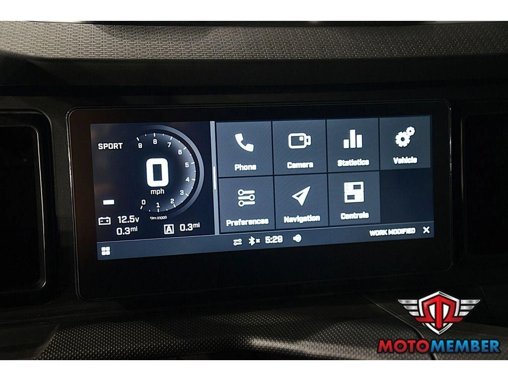 2026 Can-am Defender Max Xt Hd11 With 10.25 In. Infotainment alt