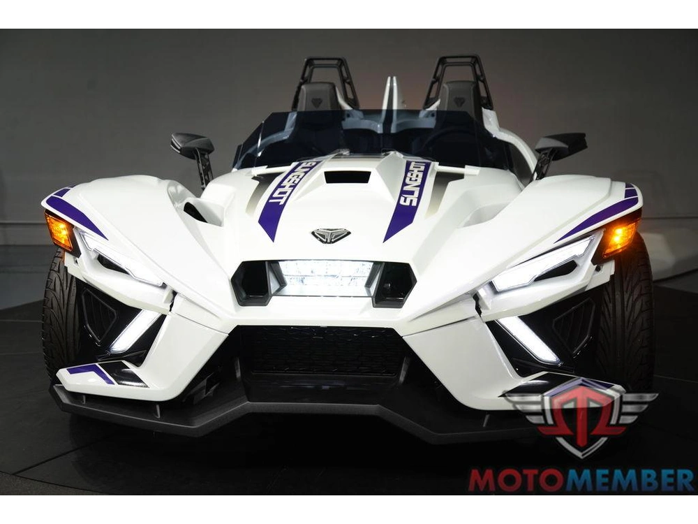 2024 Slingshot Slingshot® R Autodrive Purple Lightning alt