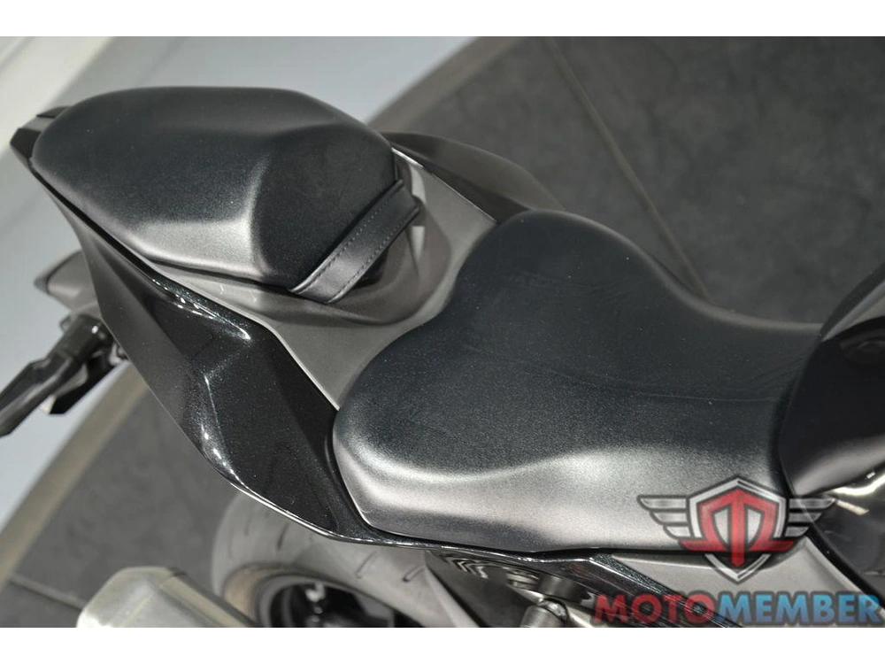 2025 Kawasaki Ninja® Zx™-4r Abs alt