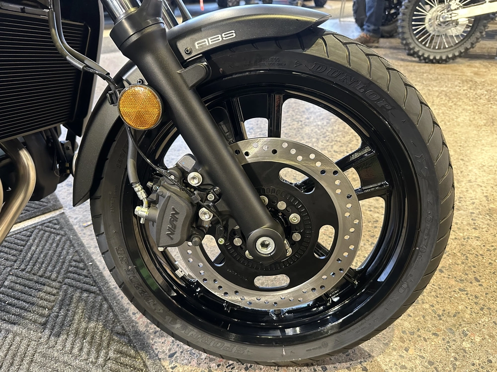 2026 Kawasaki Vulcan S alt