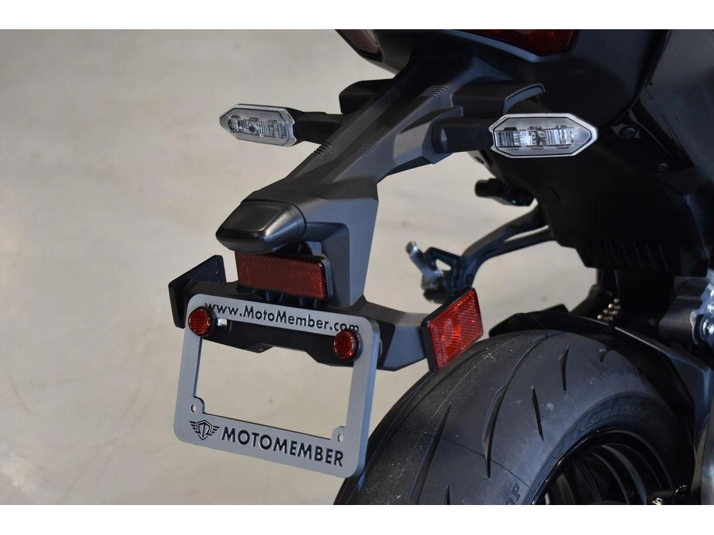 2025 Kawasaki Z900 Abs Metallic Spark Black/metallic Carbon Gray alt