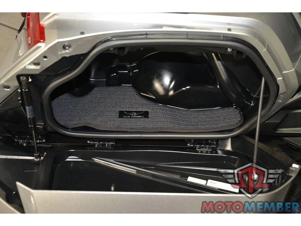 2025 Honda Gold Wing Tour 50th Anniversary alt