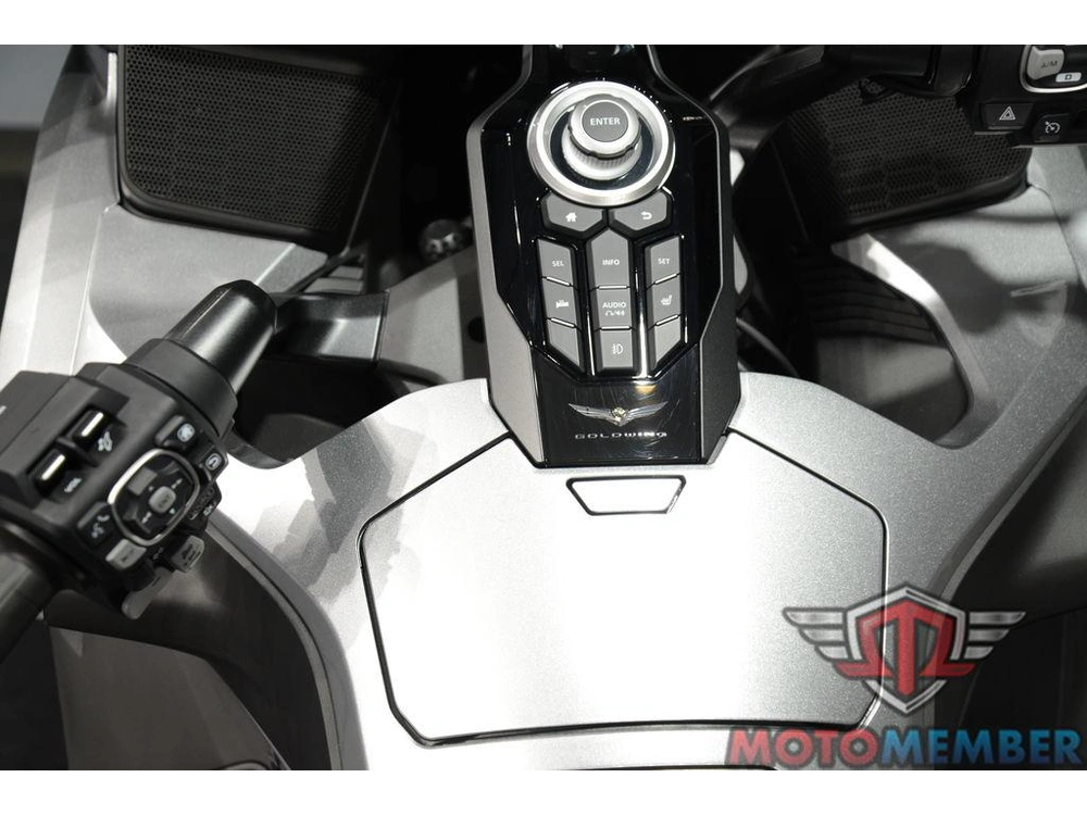 2025 Honda Gold Wing Tour Automatic Dct alt