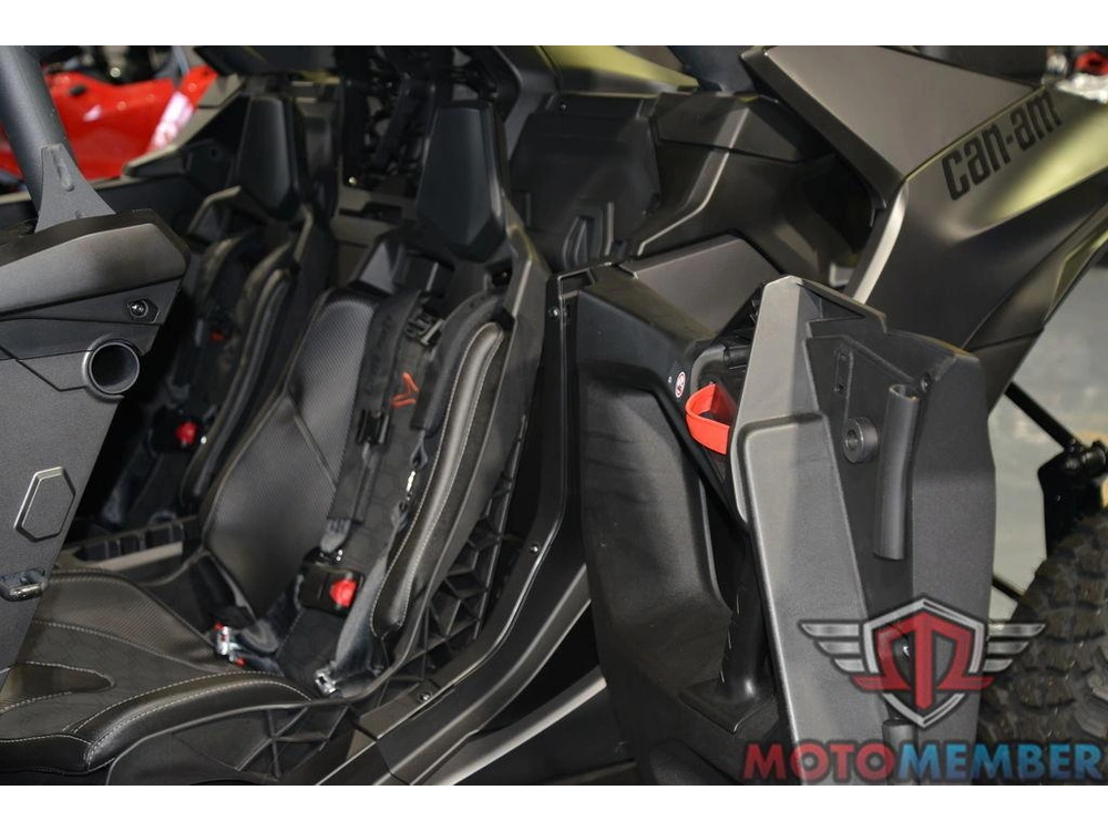 2025 Can-am Maverick R Max X Rs alt