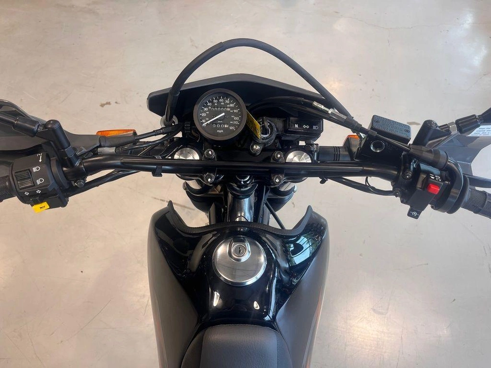 2026 Suzuki Dr650s alt